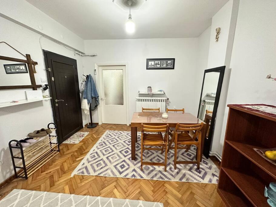 Taksim Cihangir'de 2+1 Apartment